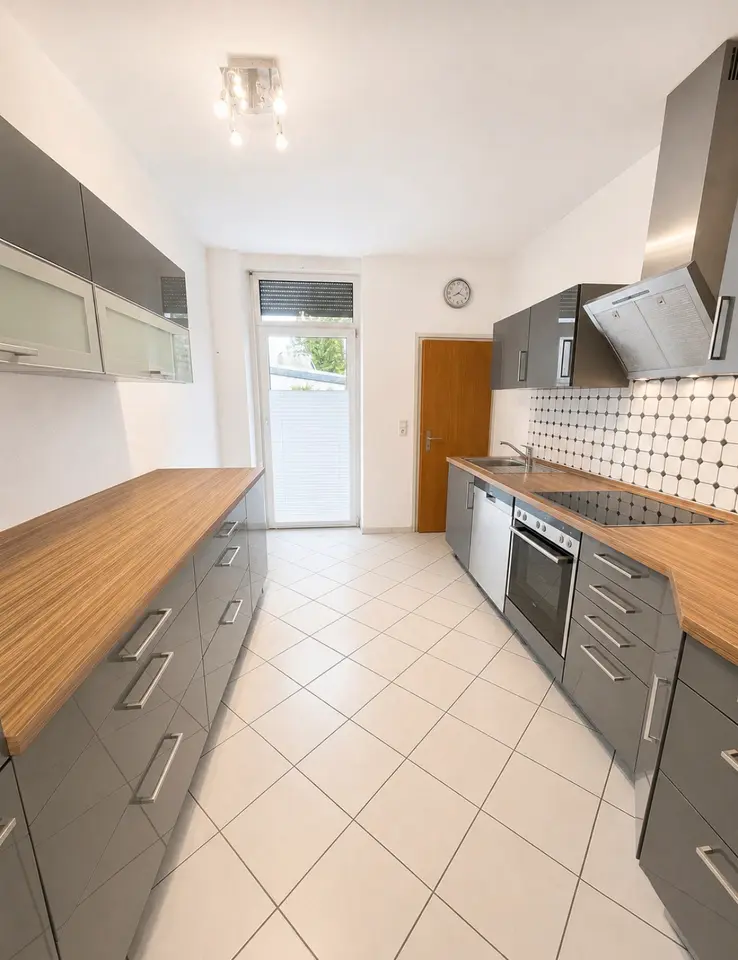 2 Zimmer Wohnung mit 70 m² in Duisburg – Bild 2