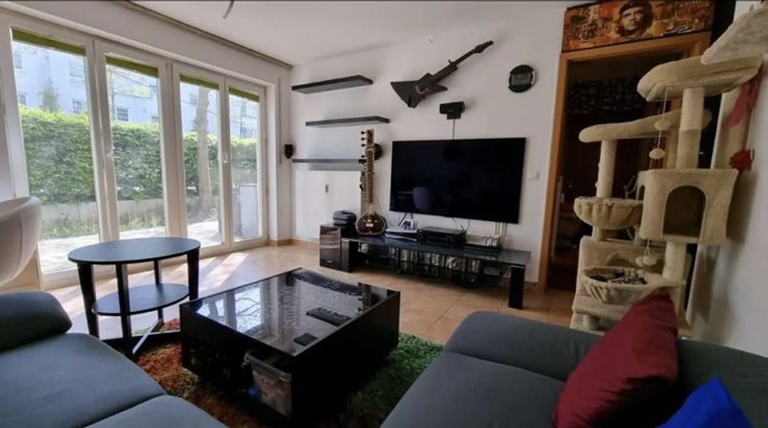 3 Zimmer Wohnung mit 71 m² in Regensburg – Bild 2