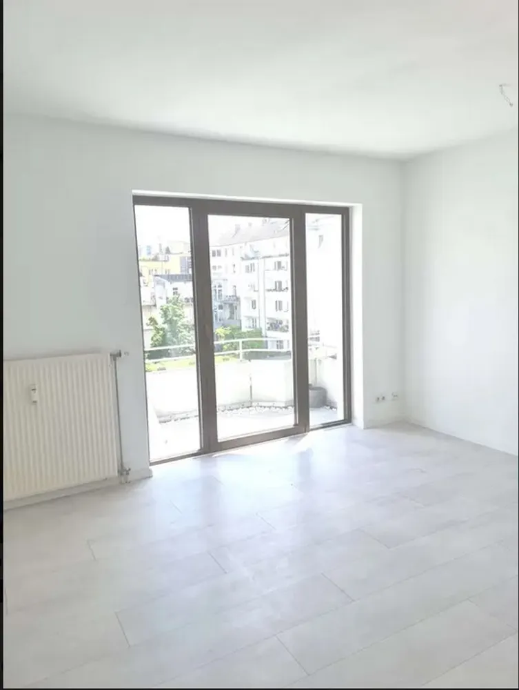 2 Zimmer Wohnung mit 95 m² in Düsseldorf – Bild 12