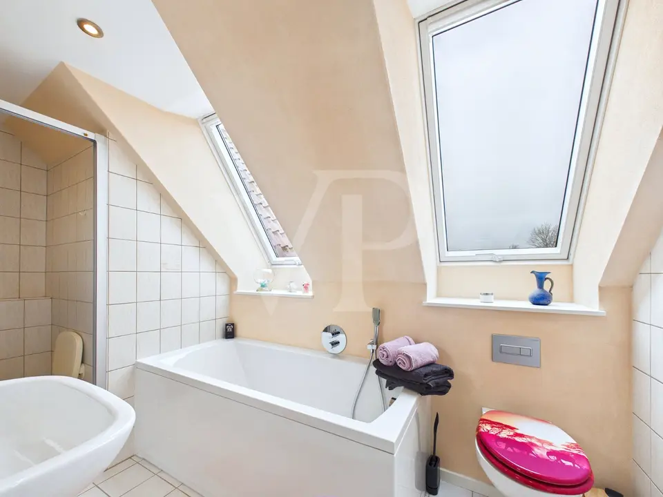 4 Zimmer Wohnung mit 156 m² in Leer – Bild 5