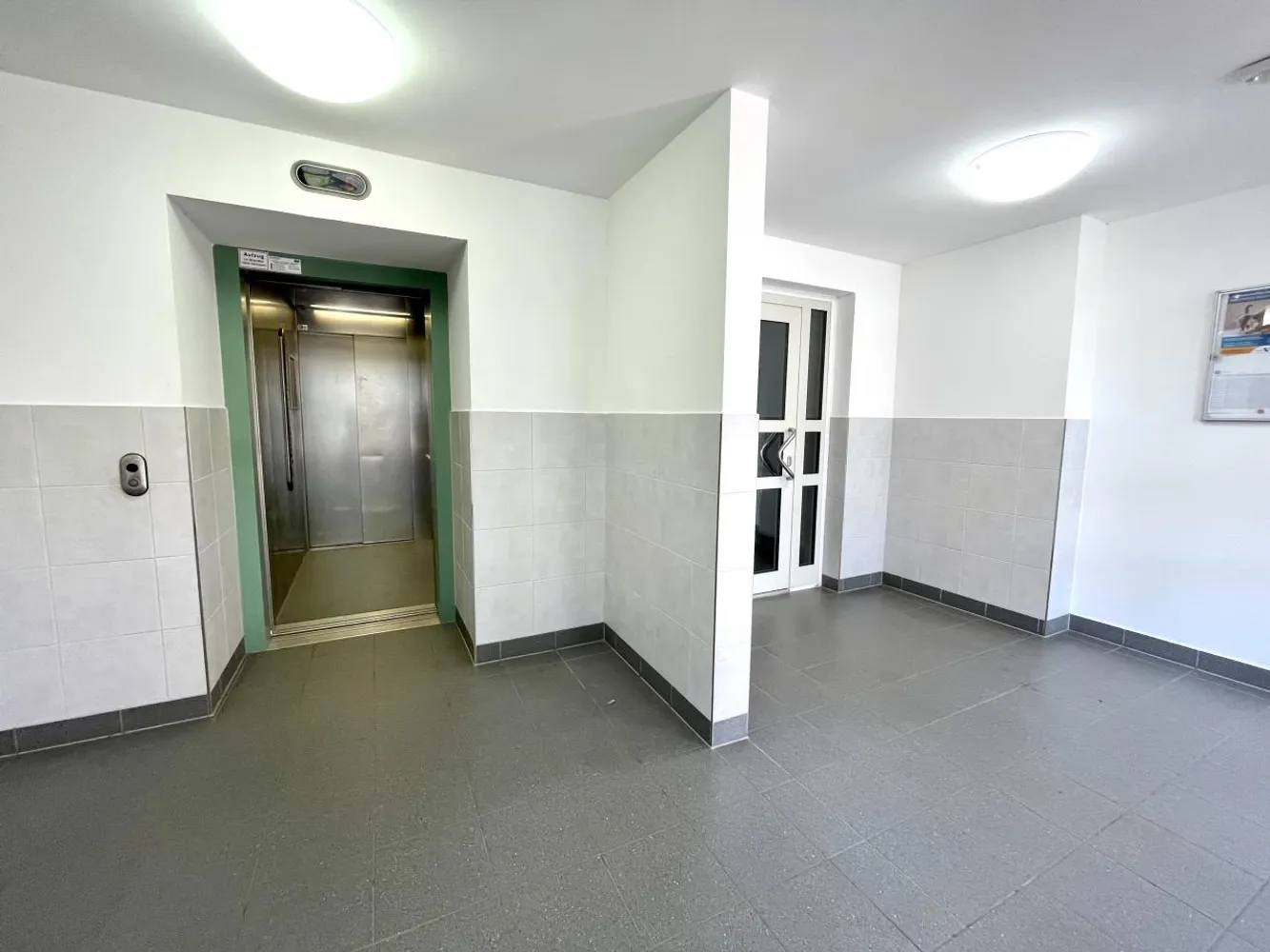 1 room apartment with 32 m² in Chemnitz – Photo 8