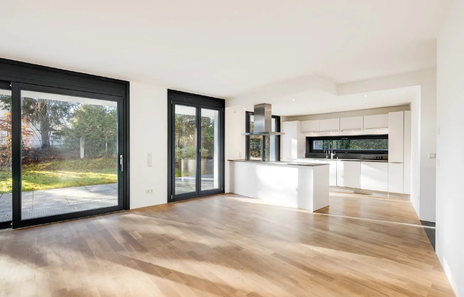 4 Zimmer Wohnung mit 137 m² in München – Bild 1