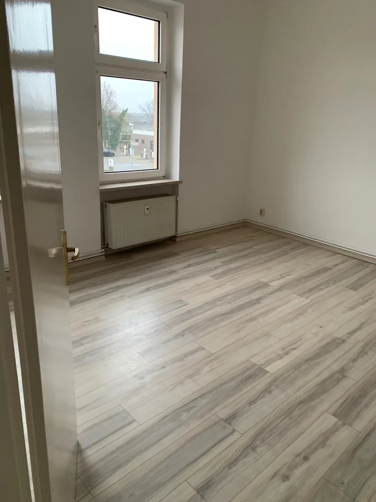 5 Zimmer Wohnung mit 128 m² in Halberstadt – Bild 1