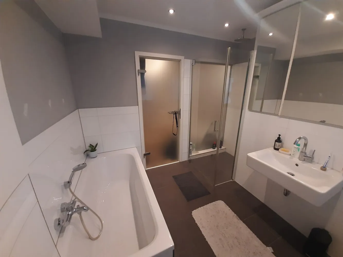 2 room apartment with 47 m² in Cologne – Photo 4
