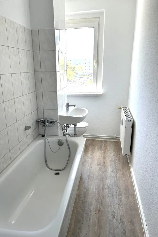 2 Zimmer Wohnung mit 51 m² in Halle (Saale) – Bild 7