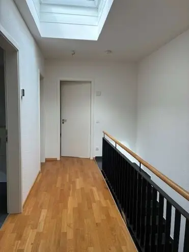 6 Zimmer Wohnung mit 161 m² in Hamburg – Bild 4