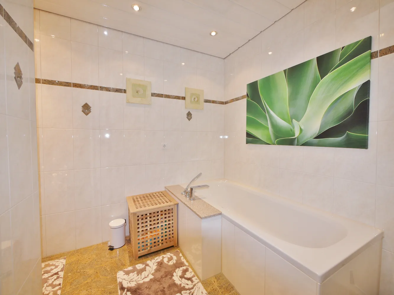 2 Zimmer Wohnung mit 120 m² in Hilden – Bild 8