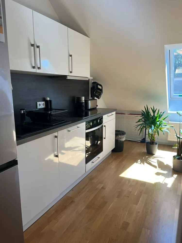 2 Zimmer Wohnung mit 90 m² in Berlin – Bild 7