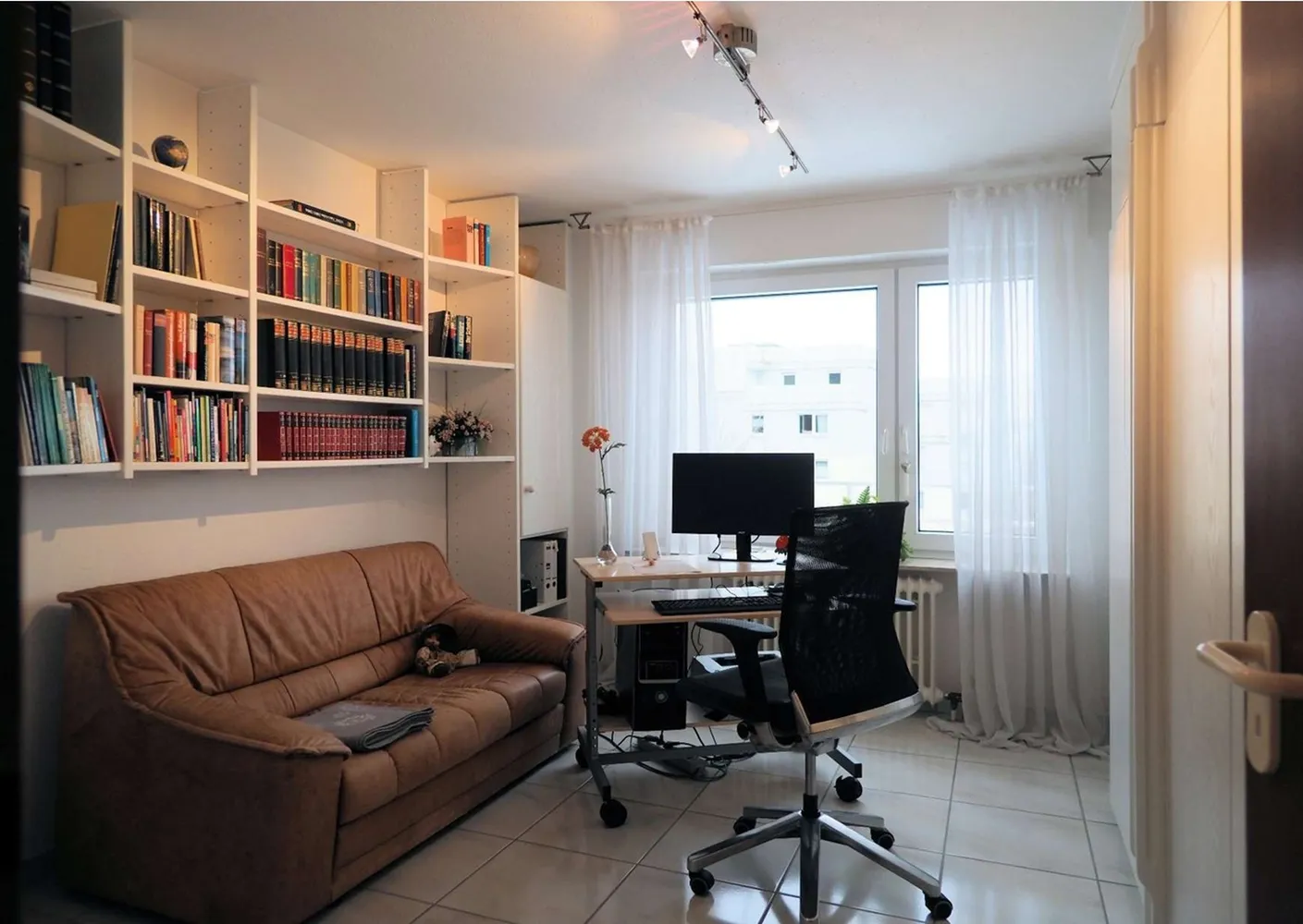 4 Zimmer Wohnung mit 93 m² in Karlsruhe – Bild 5