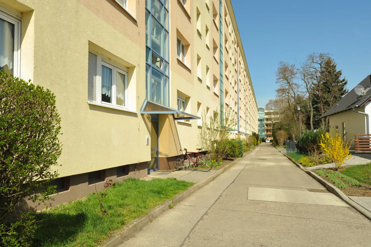 3 Zimmer Wohnung mit 63 m² in Halle (Saale) – Bild 2