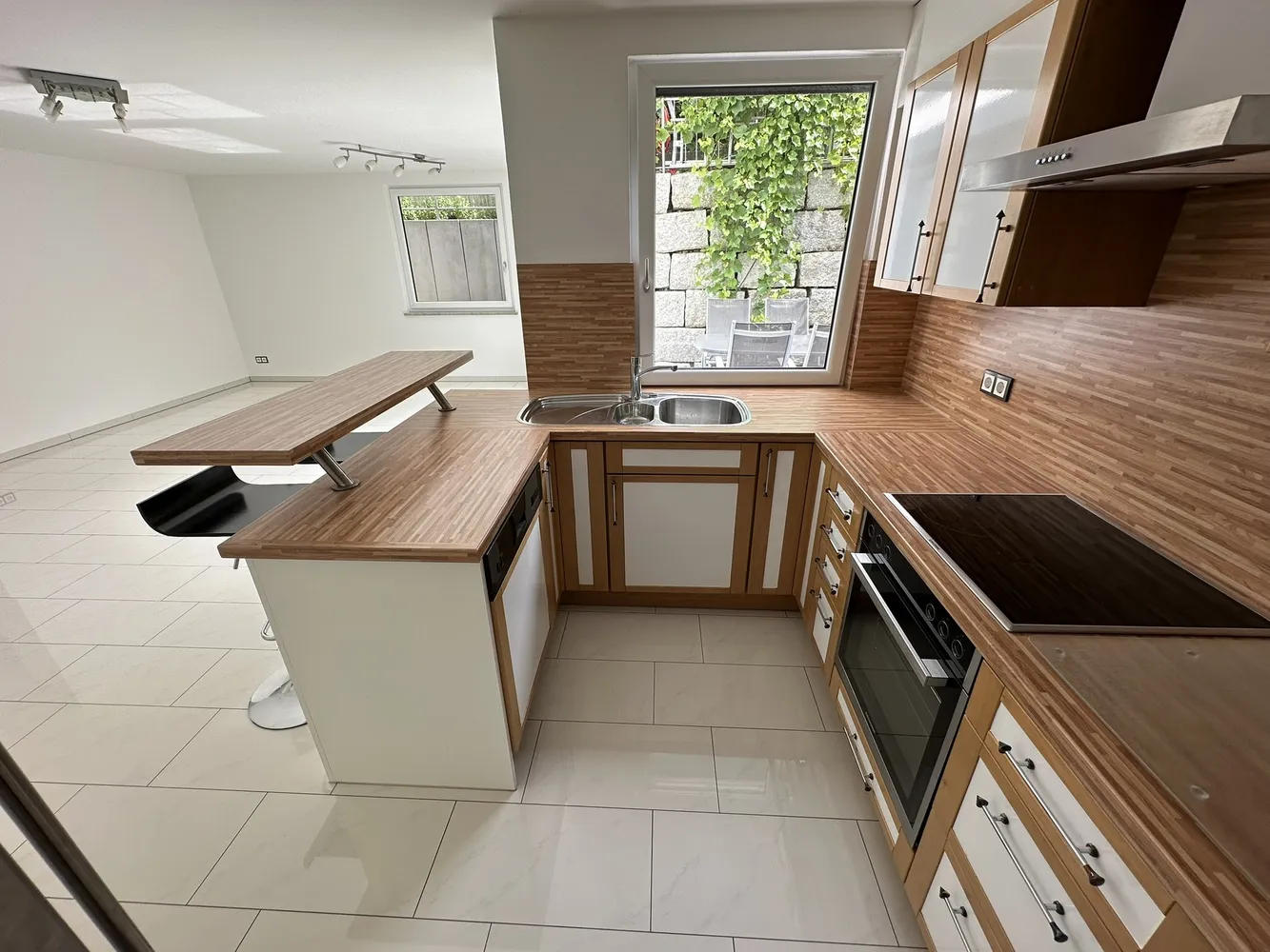 2 Zimmer Wohnung mit 68 m² in Reutlingen – Bild 1