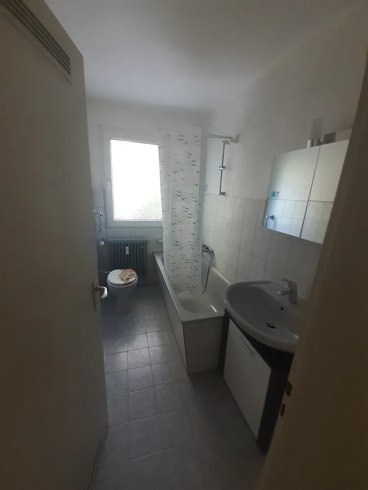 2 Zimmer Wohnung mit 65 m² in Karlsruhe – Bild 3