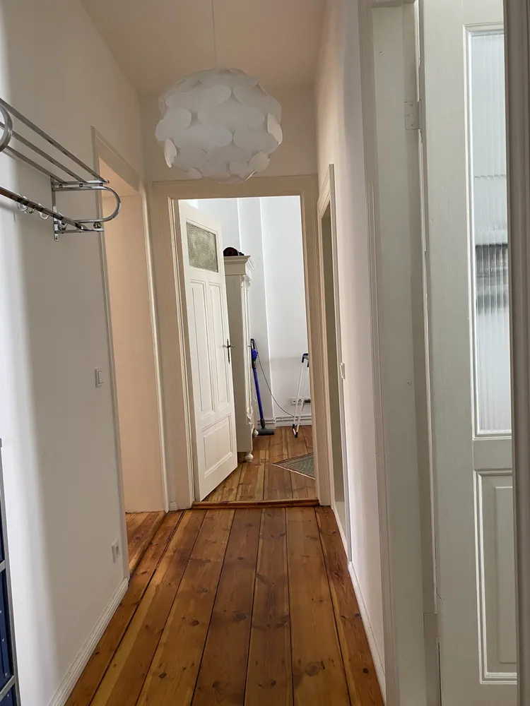 2 room apartment with 62 m² in Berlin – Photo 1