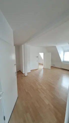 2 Zimmer Wohnung mit 70 m² in Stuttgart – Bild 1