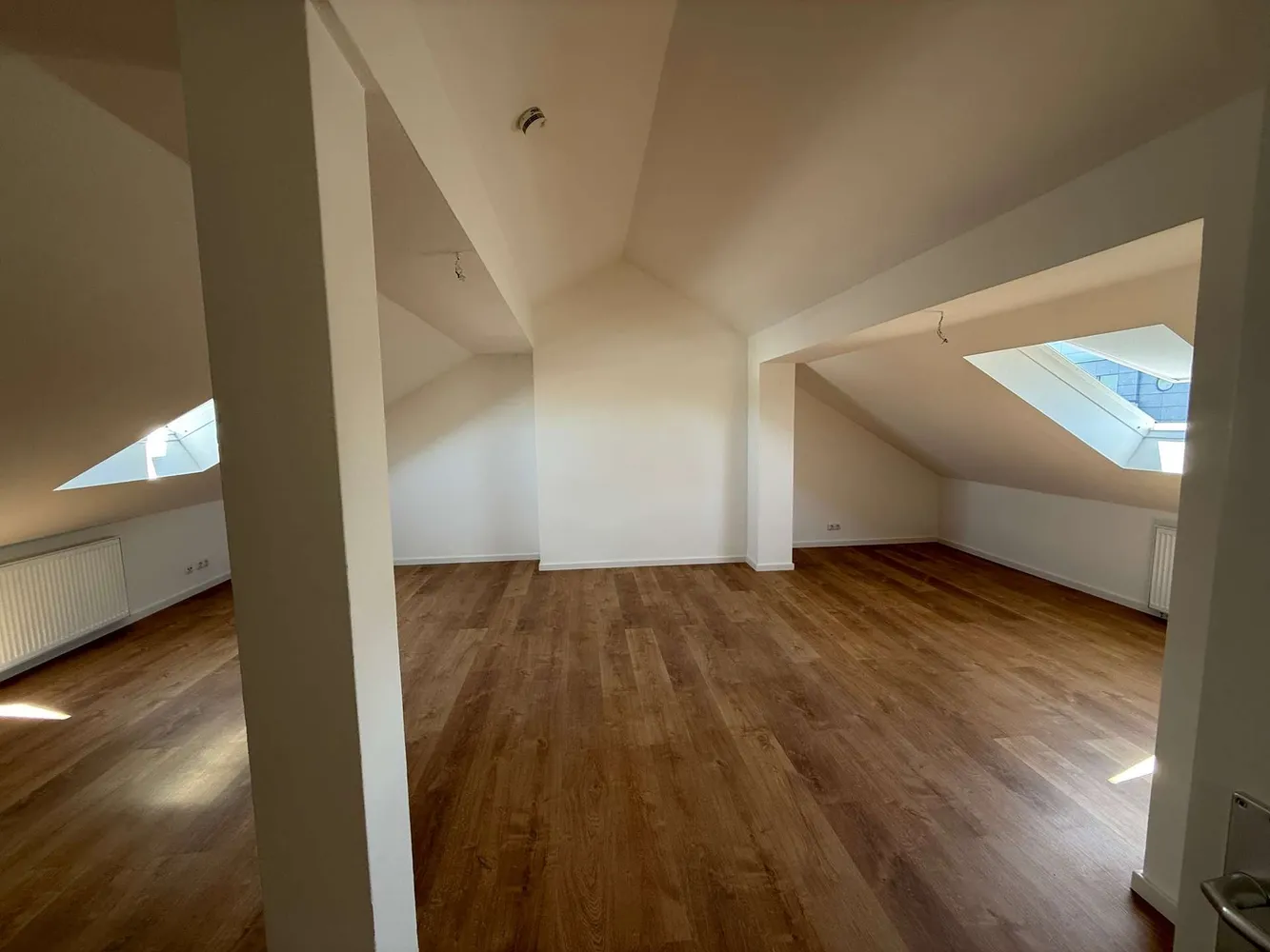 2 Zimmer Wohnung mit 77 m² in Mainz – Bild 4