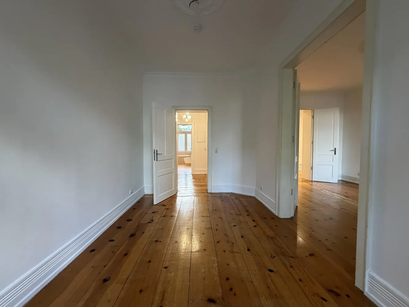 3 Zimmer Wohnung mit 101 m² in Frankfurt am Main – Bild 6