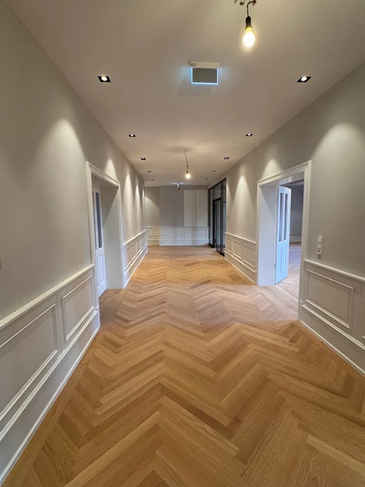 6 Zimmer Wohnung mit 350 m² in Frankfurt am Main – Bild 2