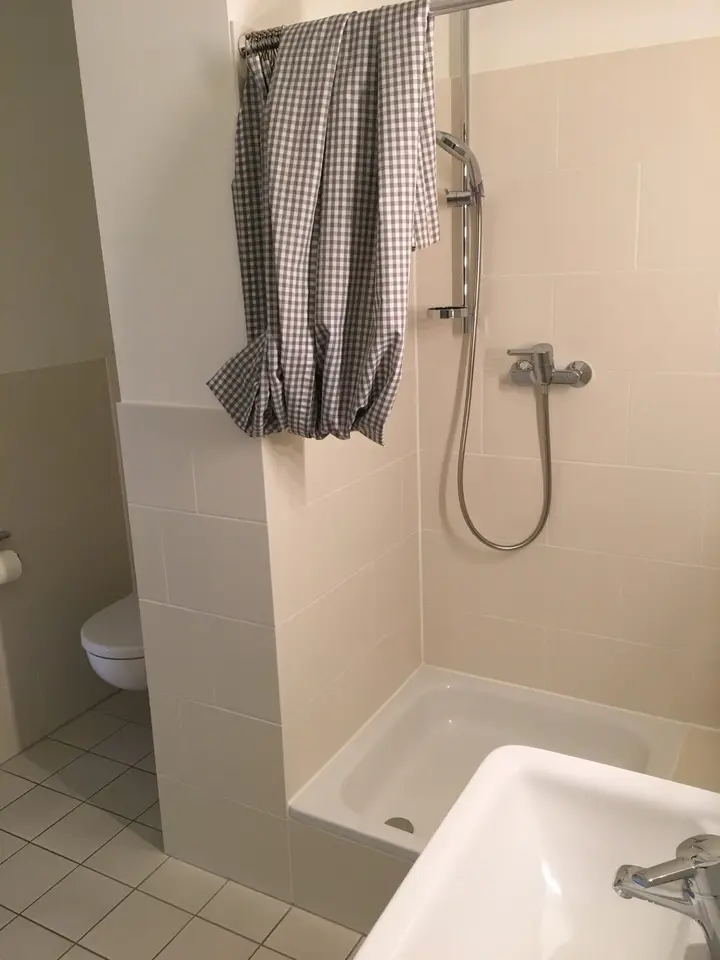 WG-Zimmer mit 140 m² in Frankfurt am Main – Bild 10