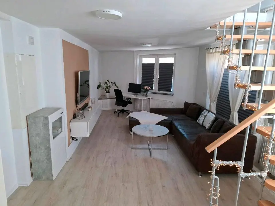 WG-Zimmer mit 80 m² in Bergisch Gladbach – Bild 1