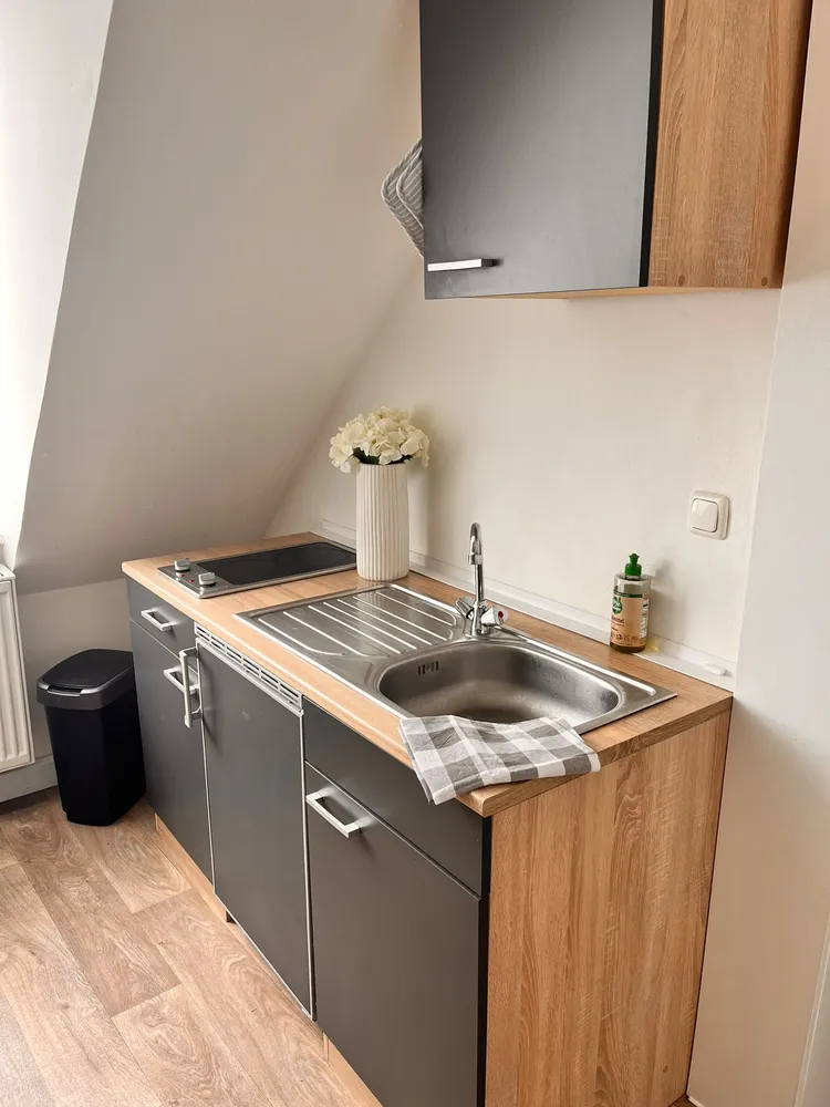 1 room apartment with 39 m² in Essen – Photo 2
