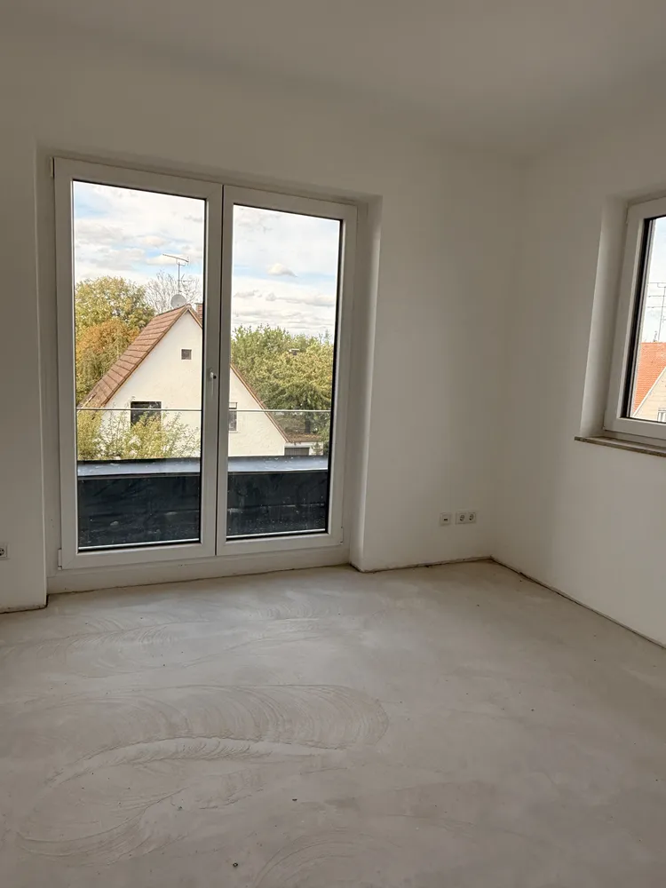 4 Zimmer Wohnung mit 98 m² in München – Bild 2