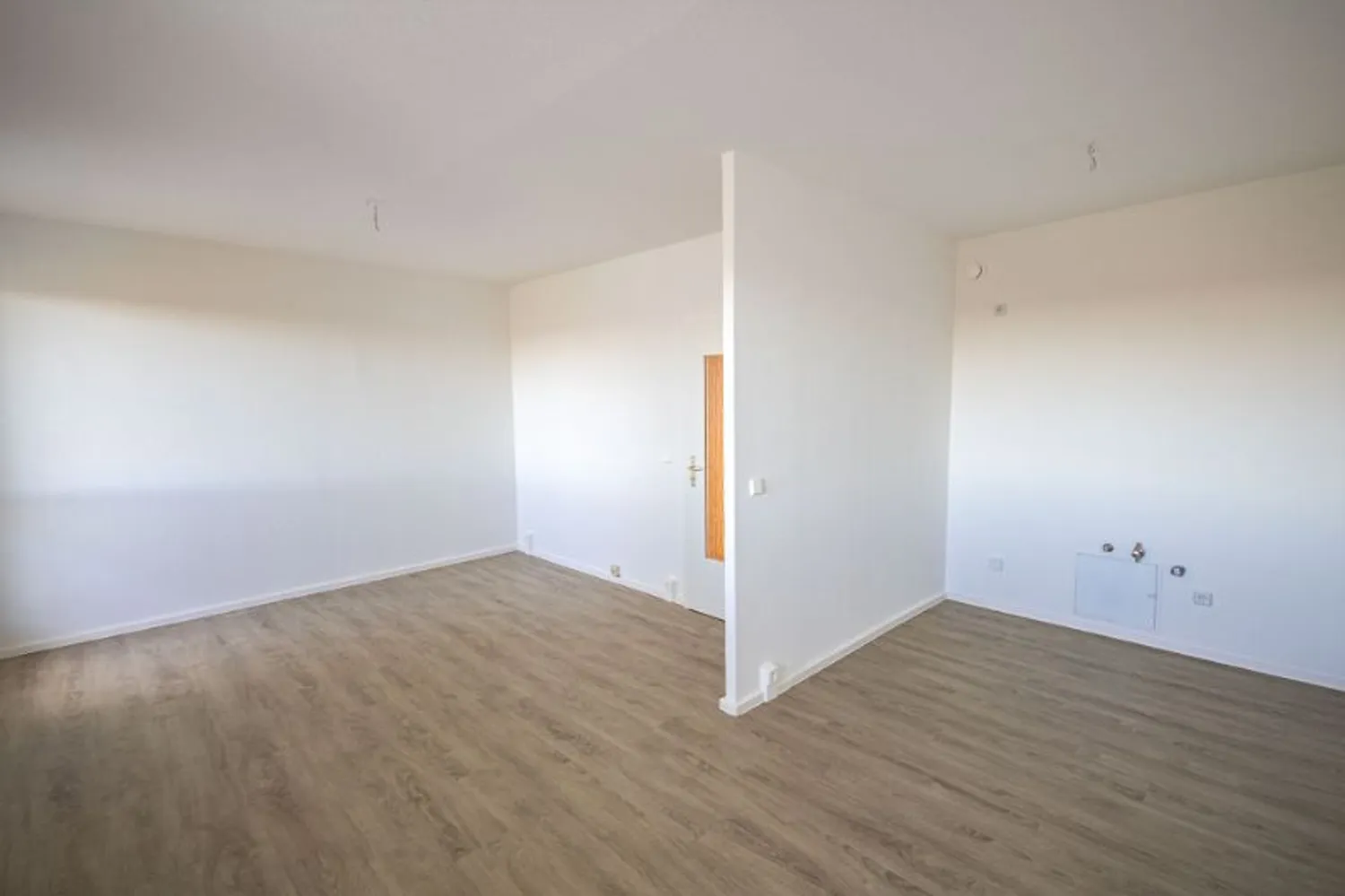 2 Zimmer Wohnung mit 59 m² in Halle (Saale) – Bild 3