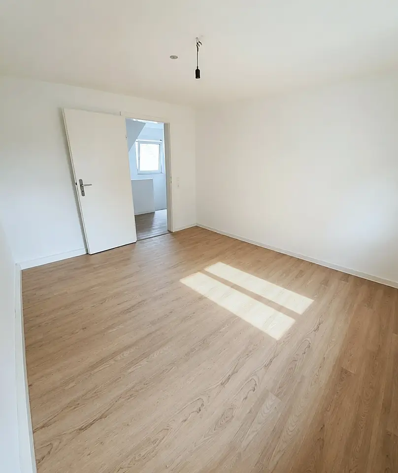 Shared room with 13 m² in Stuttgart – Photo 3