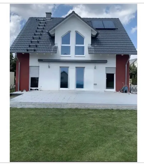 5 Zimmer Haus mit 125 m² in Metzingen – Bild 1