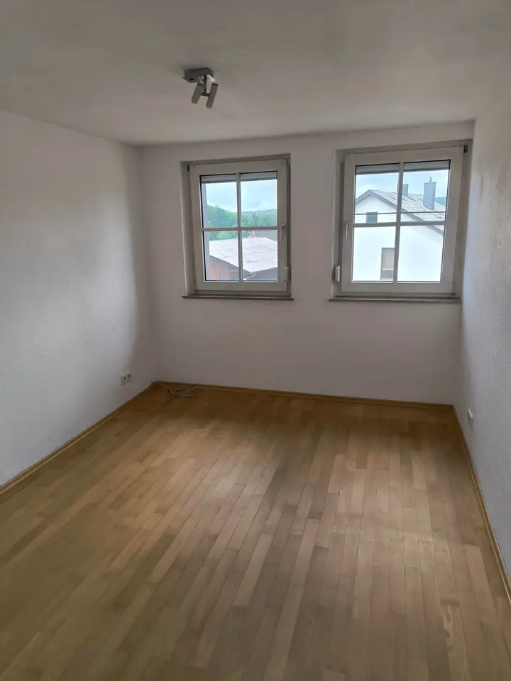 6 Zimmer Wohnung mit 115 m² in Mosbach – Bild 1
