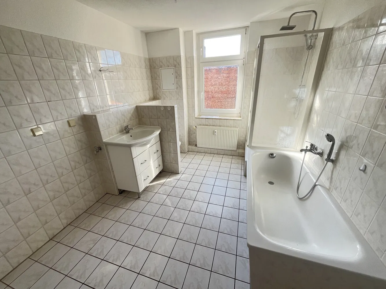 3 Zimmer Wohnung mit 81 m² in Weißenfels – Bild 6