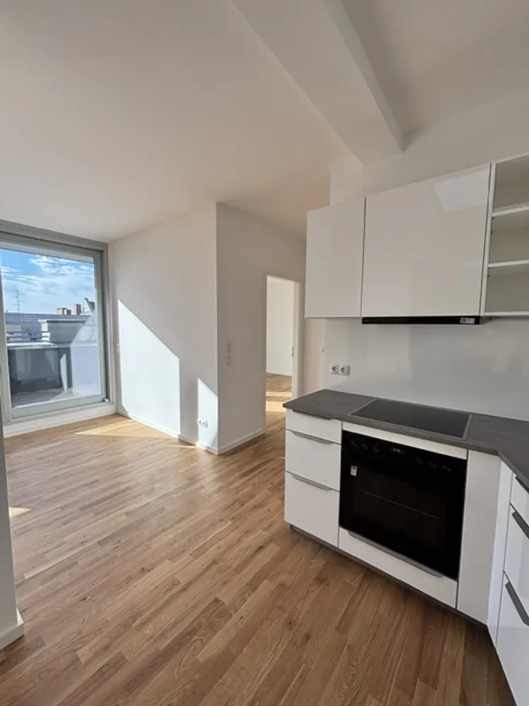 2 Zimmer Wohnung mit 76 m² in Berlin – Bild 4