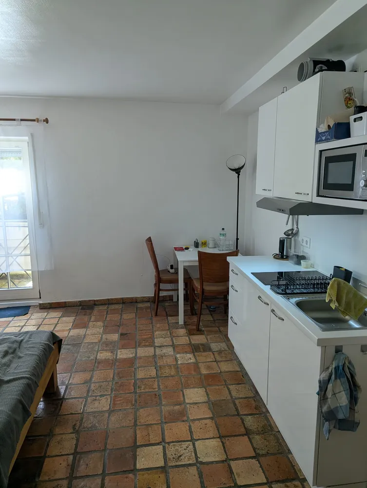 1 Zimmer Wohnung mit 28 m² in Köln – Bild 12