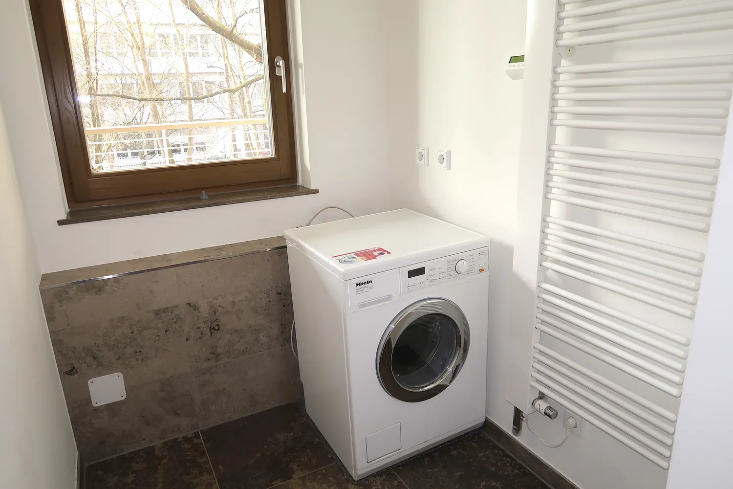 2 room apartment with 94 m² in Munich – Photo 10