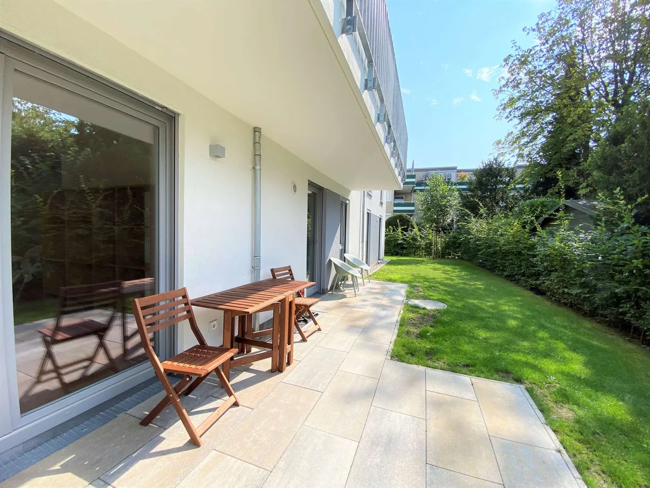 5 Zimmer Wohnung mit 118 m² in Hamburg – Bild 2