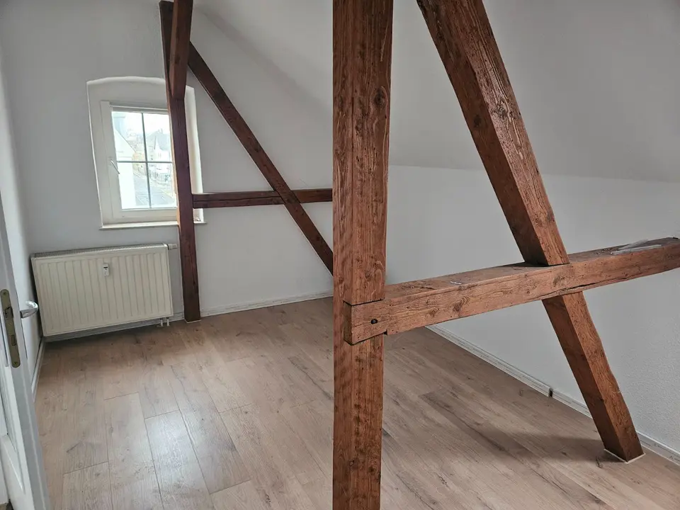 5 Zimmer Wohnung mit 110 m² in Limbach-Oberfrohna – Bild 6