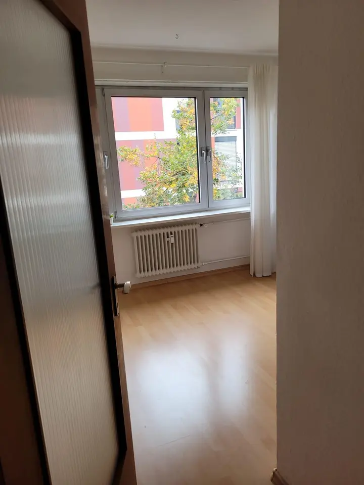 2 Zimmer Wohnung mit 40 m² in Karlsruhe – Bild 2