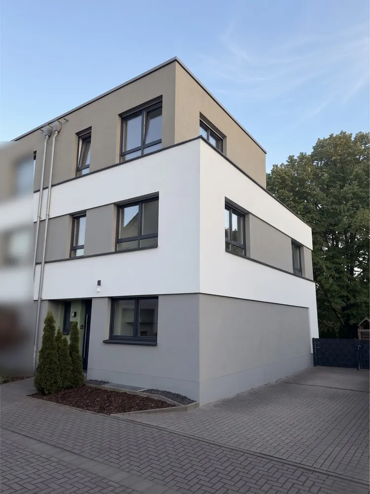 5 room house with 154 m² in Duisburg – Photo 1
