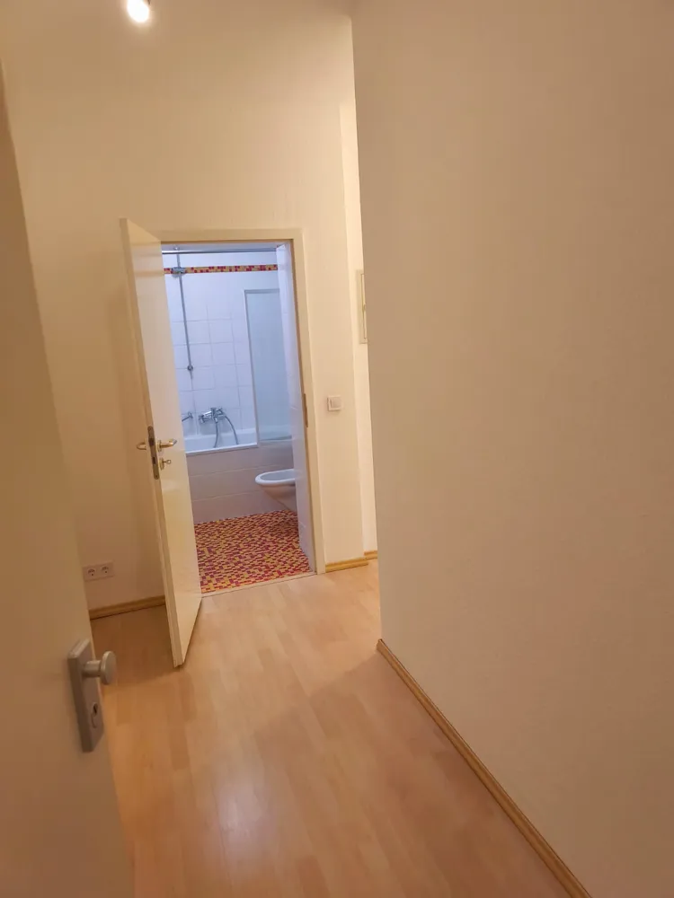 3 Zimmer Wohnung mit 60 m² in Bonn – Bild 2