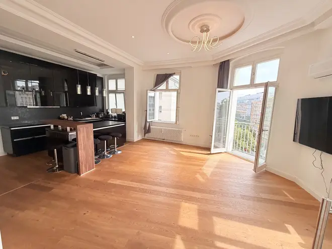3 Zimmer Wohnung mit 130 m² in Berlin – Bild 1