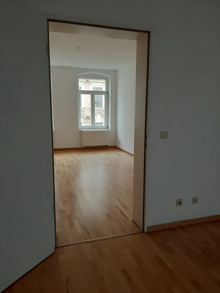 3 Zimmer Wohnung mit 80 m² in Halle (Saale) – Bild 2