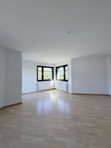 4 Zimmer Wohnung mit 108 m² in München – Bild 4