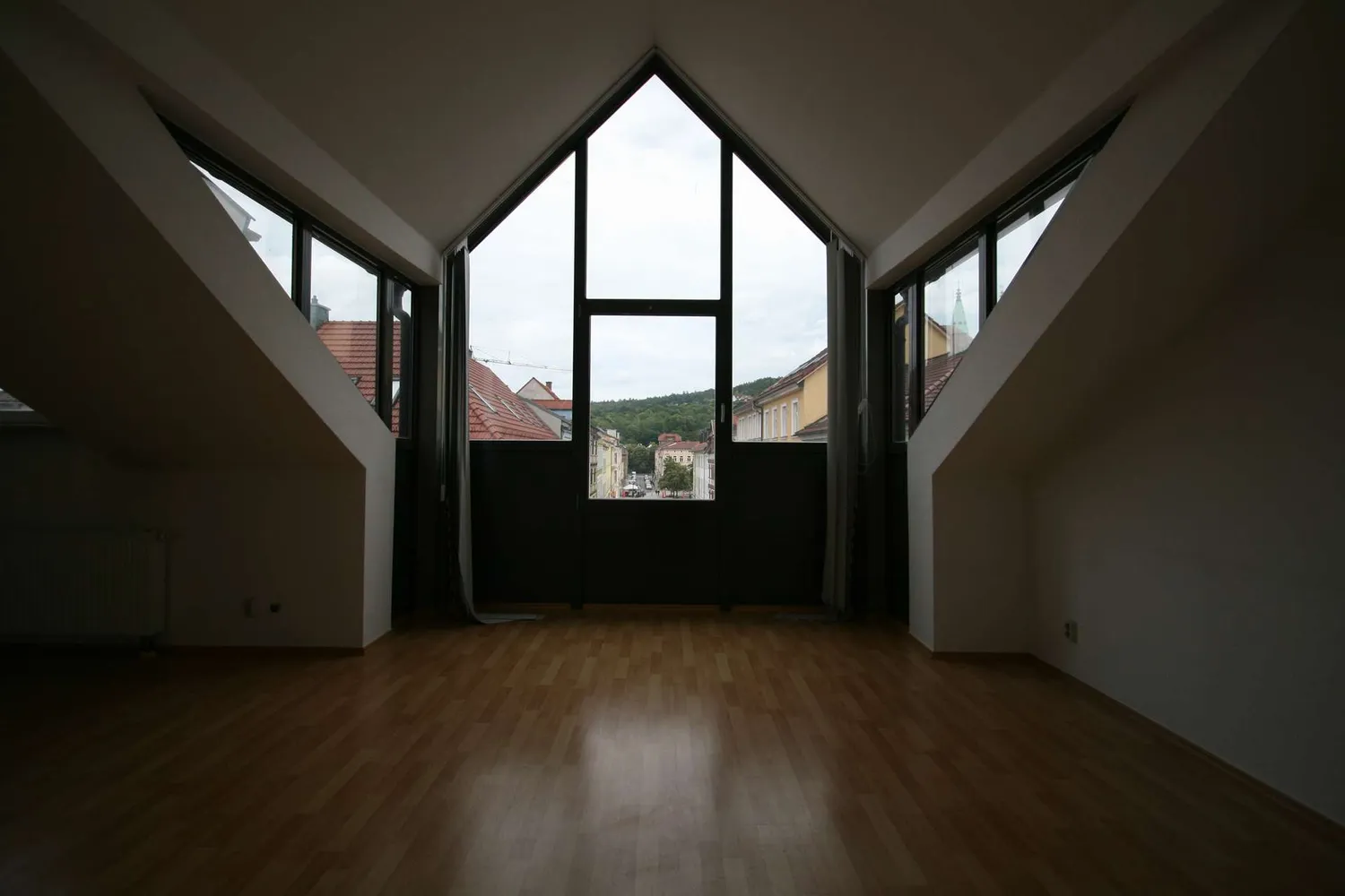 3 Zimmer Wohnung mit 91 m² in Meiningen – Bild 2