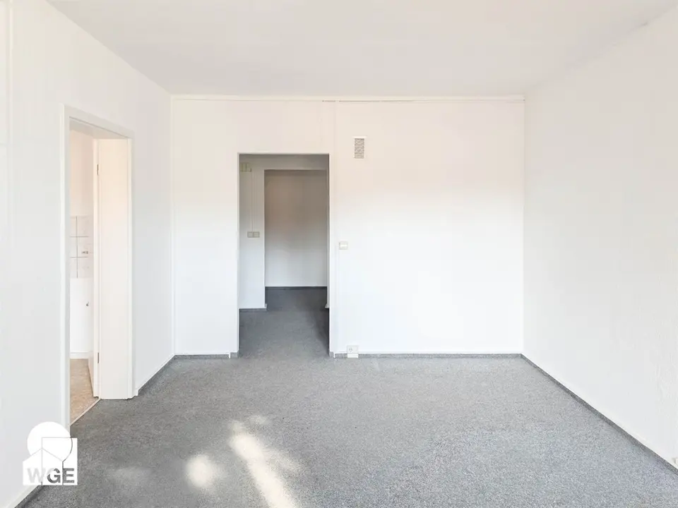 4 Zimmer Wohnung mit 97 m² in Halle (Saale) – Bild 3