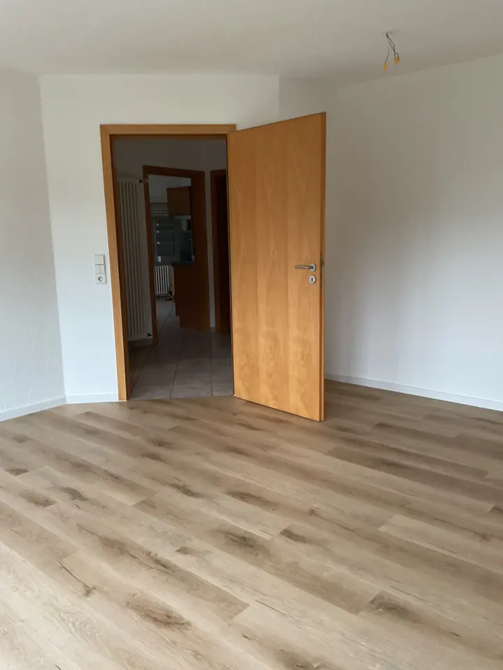 2 Zimmer Wohnung mit 80 m² in Singen – Bild 4