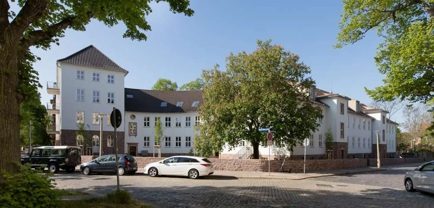 4 Zimmer Wohnung mit 115 m² in Halle (Saale) – Bild 2
