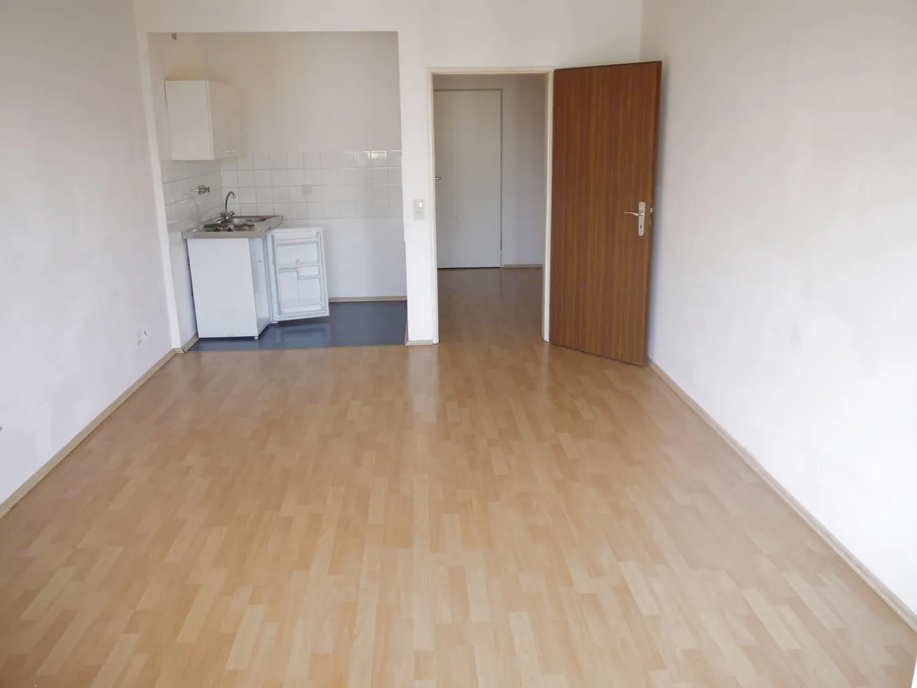 1 Zimmer Wohnung mit 30 m² in Wiesbaden – Bild 6