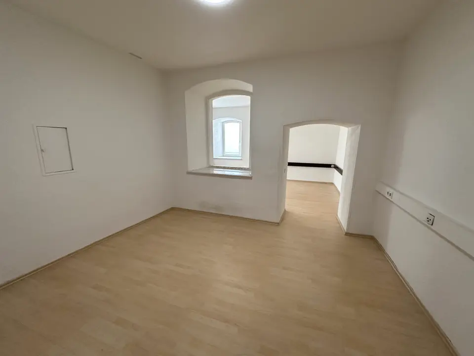 4 Zimmer Wohnung mit 100 m² in Hof – Bild 6