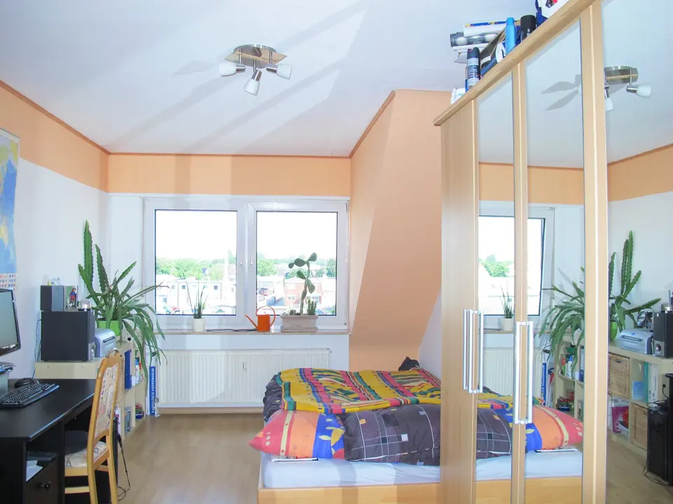3 Zimmer Wohnung mit 87 m² in Mannheim – Bild 2