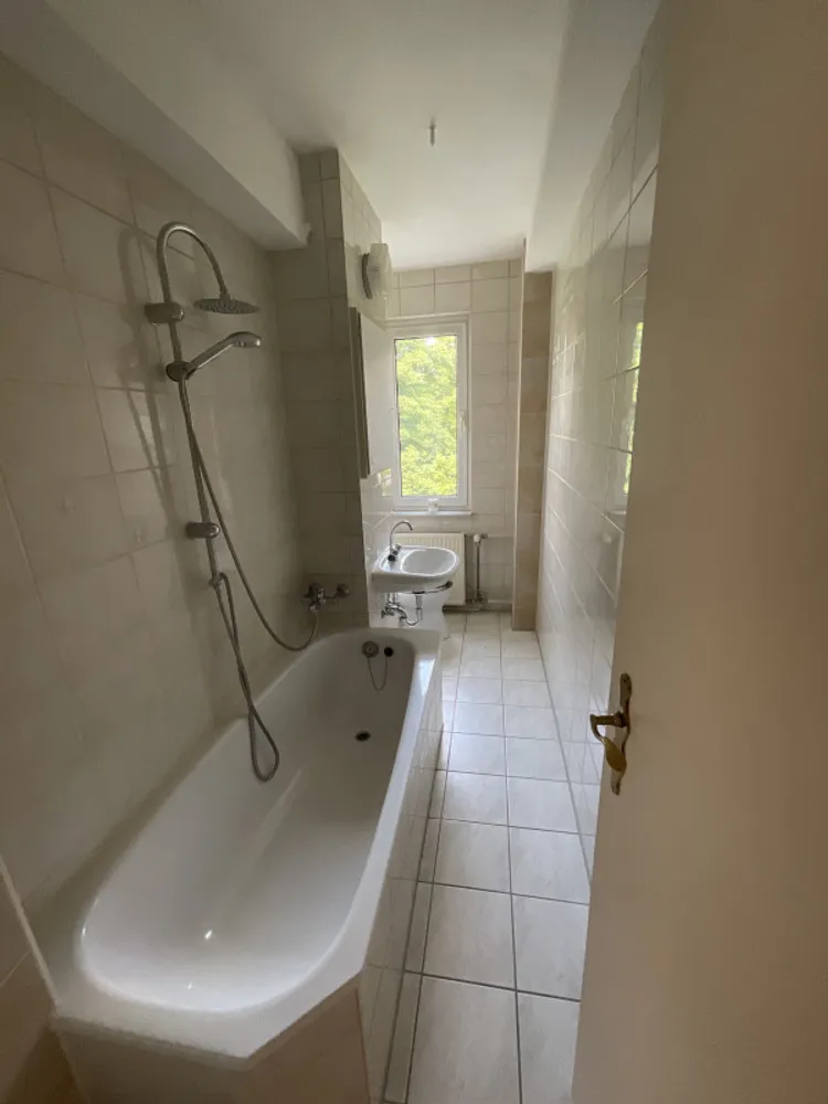 3 Zimmer Wohnung mit 60 m² in Suhl – Bild 5