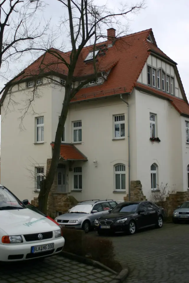 3 Zimmer Wohnung mit 105 m² in Zeitz – Bild 2